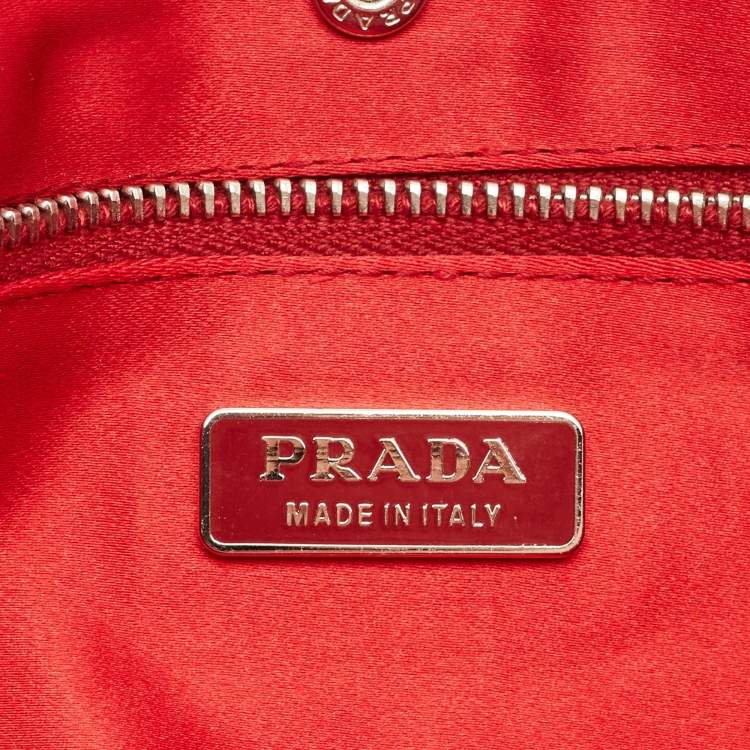 Pre Owned Prada Off White Ruched Leather Rose Applique Pochette