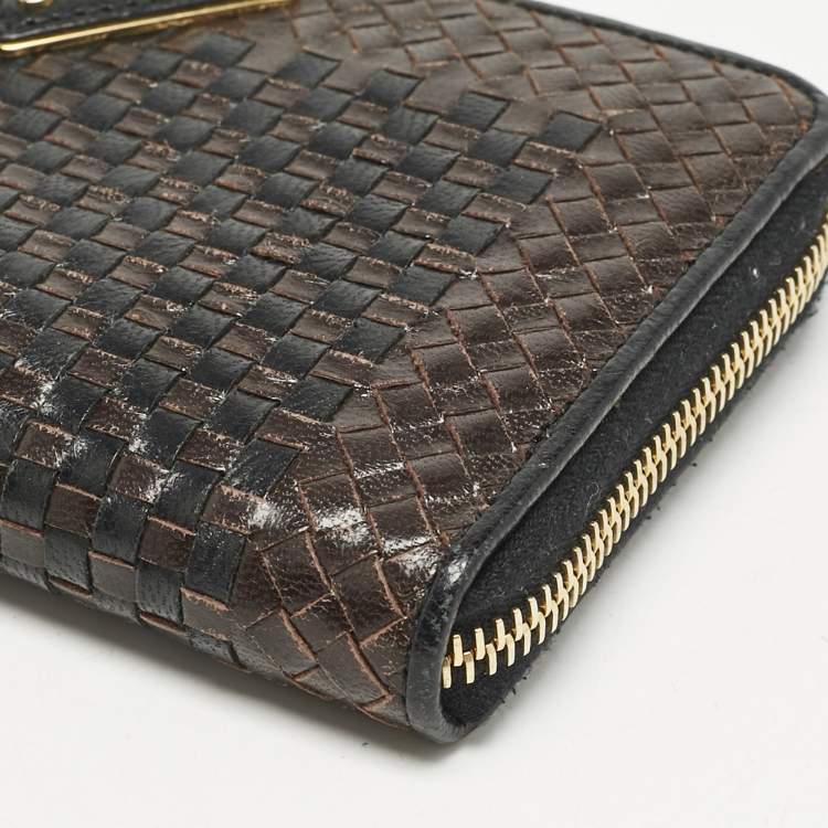 Pre Owned Prada Brown/Black Woven Madras Leather Zip Around Wallet