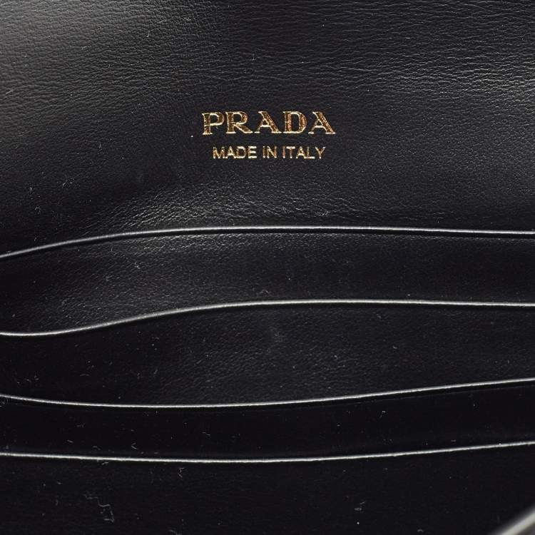 Pre Owned Prada Black Patent Leather Enamel Triangle Logo Wallet On Chain