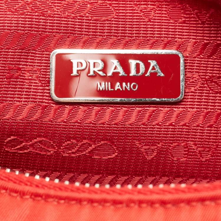 Pre Owned Prada Red Nylon and Saffiano Leather Re-Edition 2005 Bag