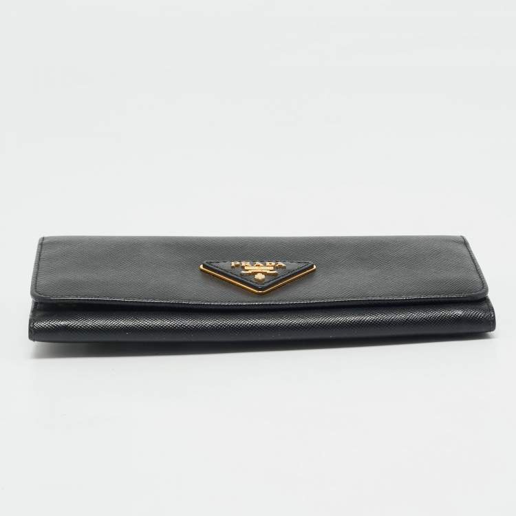 Pre Owned Prada Black Saffiano Metal Leather Triangle Logo Flap Continental Wallet