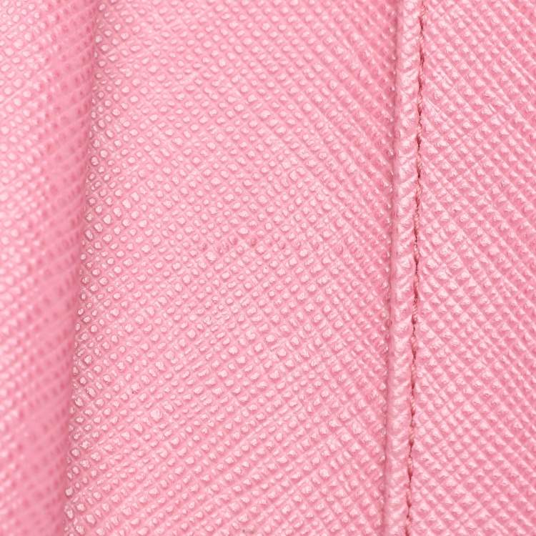 Pre Owned Prada Pink Saffiano Leather Trifold Continental Wallet