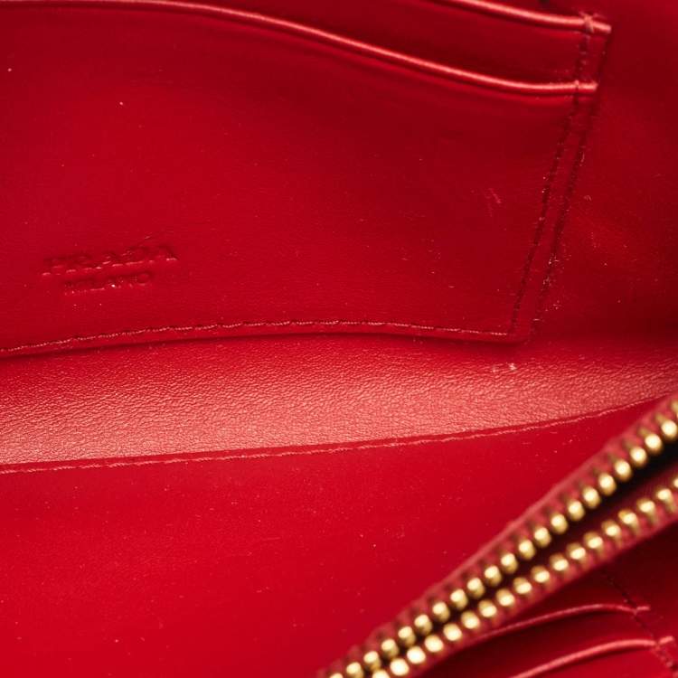 Pre Owned Prada Red Vitello Move Leather Wallet On Strap
