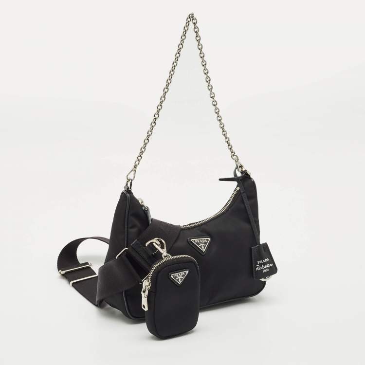 Pre Owned Prada Black Leather and Nylon Re-Edition 2005 Shoulder Bag