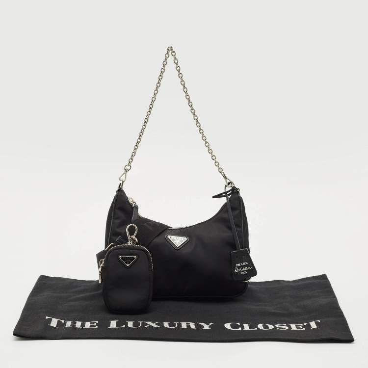 Pre Owned Prada Black Leather and Nylon Re-Edition 2005 Shoulder Bag