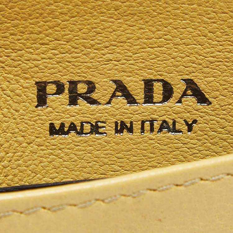 Pre Owned Prada Yellow Gaufre Leather Card Holder