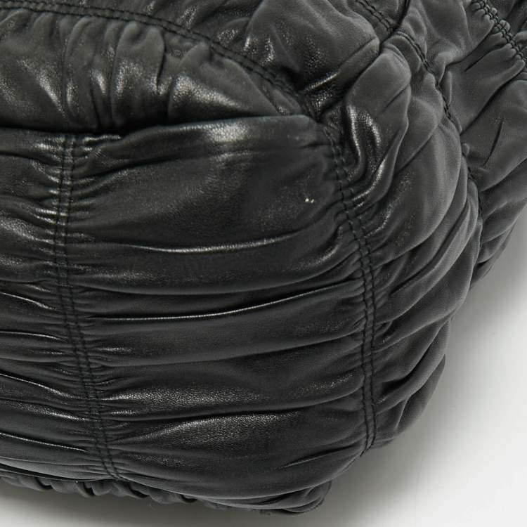 Pre Owned Prada Black Gaufre Leather Chain Tote