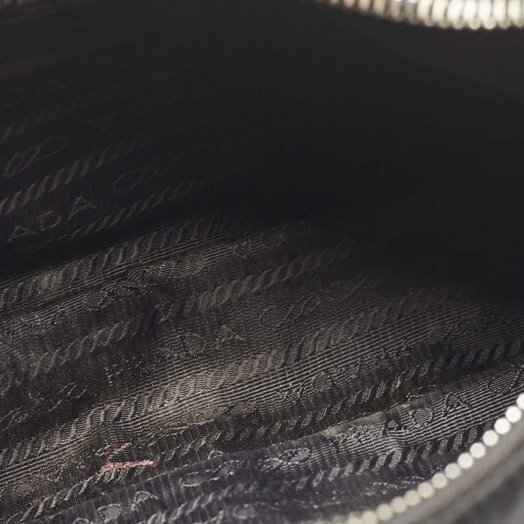 Pre Owned Prada Black Nylon and Saffiano Leather Re-Edition 2005 Shoulder Bag