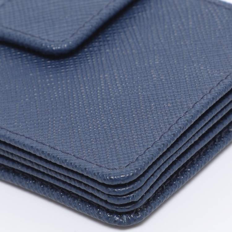 مملوكة مسبقًا Prada Blue Saffiano Lux Leather 5 Gusset Card Holder