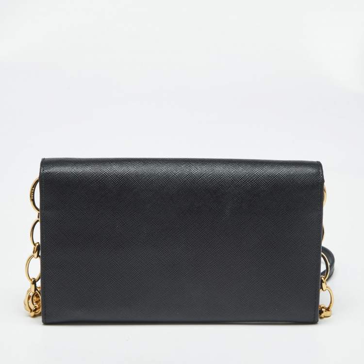 Pre Owned Prada Black Saffiano Lux Leather Metal Bar Flap Clutch