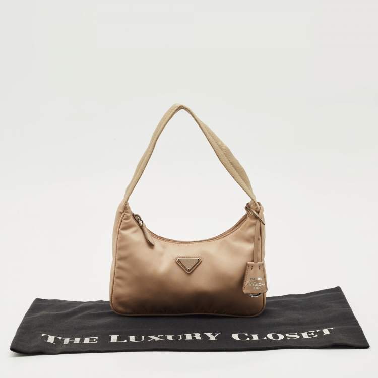 Pre Owned Prada Beige Nylon Re-Edition 2000 Shoulder Bag