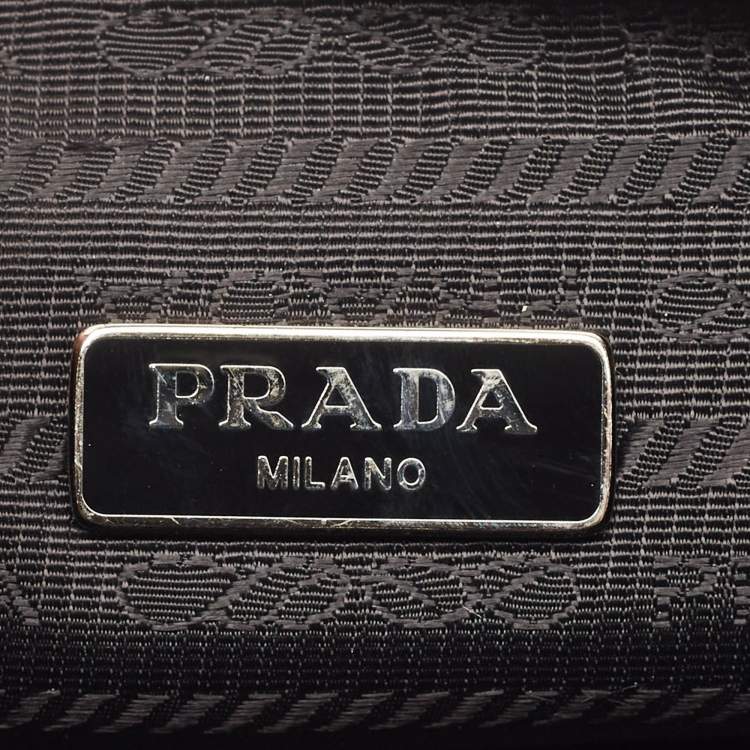Pre Owned Prada Black Nylon and Saffiano Leather Re-Edition 2005 Shoulder Bag