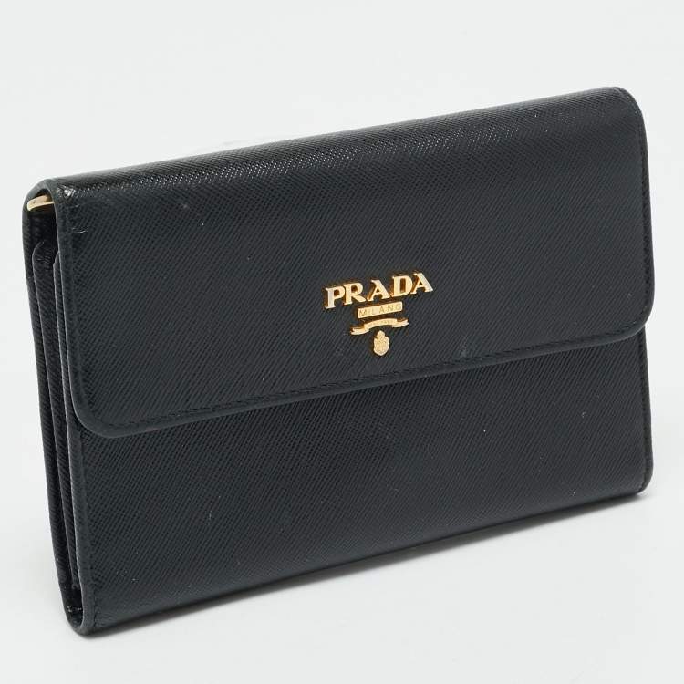 Pre Owned Prada Black Saffiano Lux Leather Logo Trifold Wallet