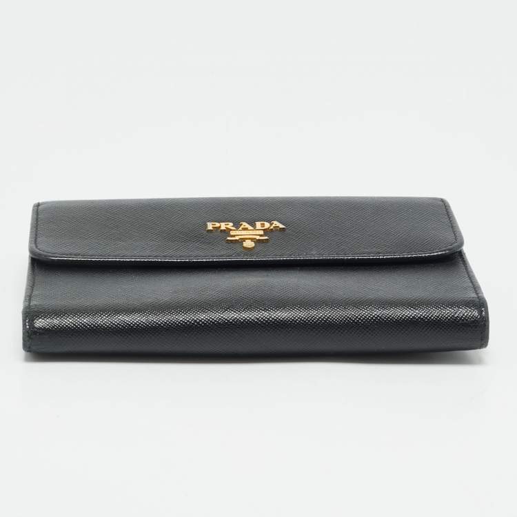 Pre Owned Prada Black Saffiano Lux Leather Logo Trifold Wallet