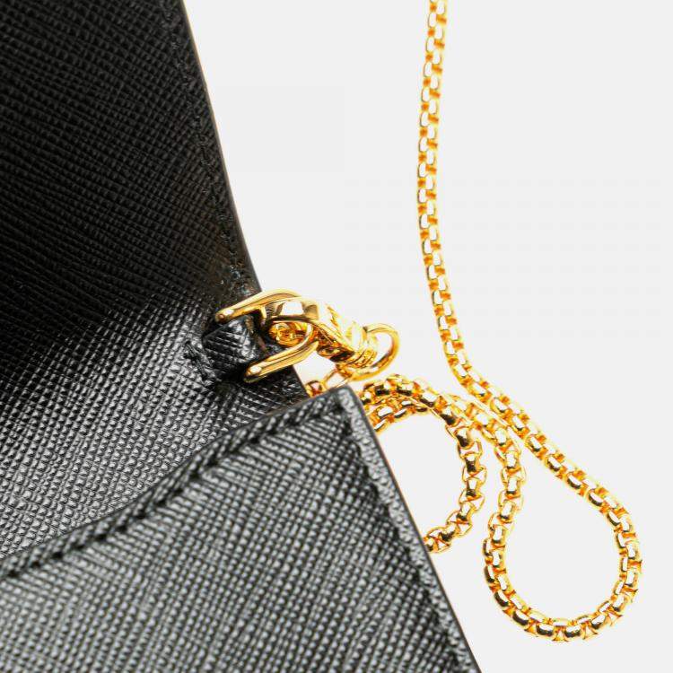 Pre Owned Prada Black Saffiano Card Holder On Chain