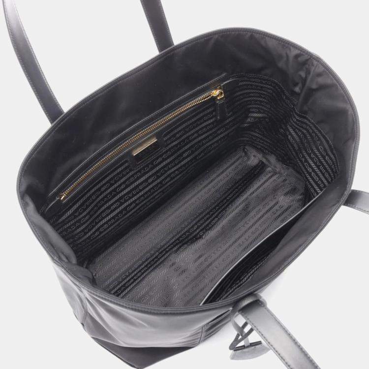 Pre Owned Prada Re-Edition 1978 Black Re-Nylon Saffiano Leather Bag