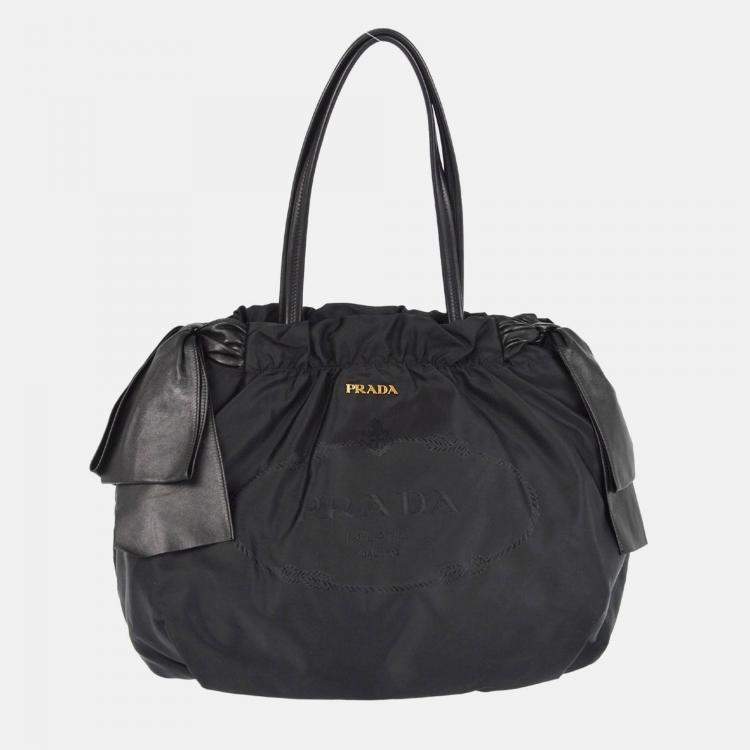 مملوكة مسبقًا Prada Black Nylon Tote Bag
