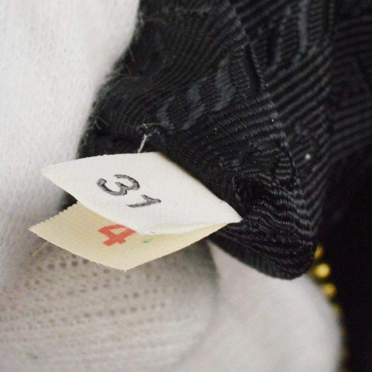 مملوكة مسبقًا Prada Black Nylon Tote Bag