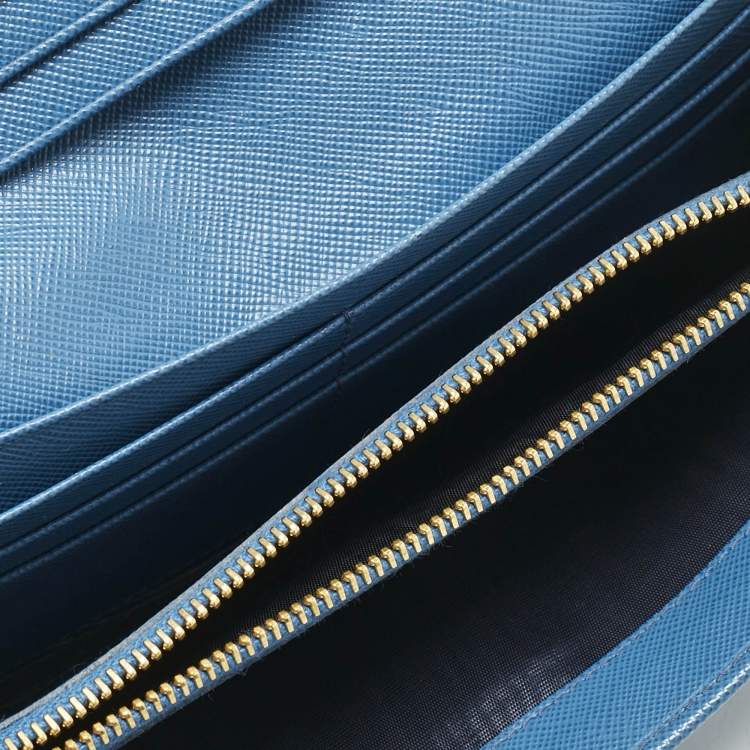 Pre Owned Prada Blue Saffiano Lux Leather Flap Continental Wallet