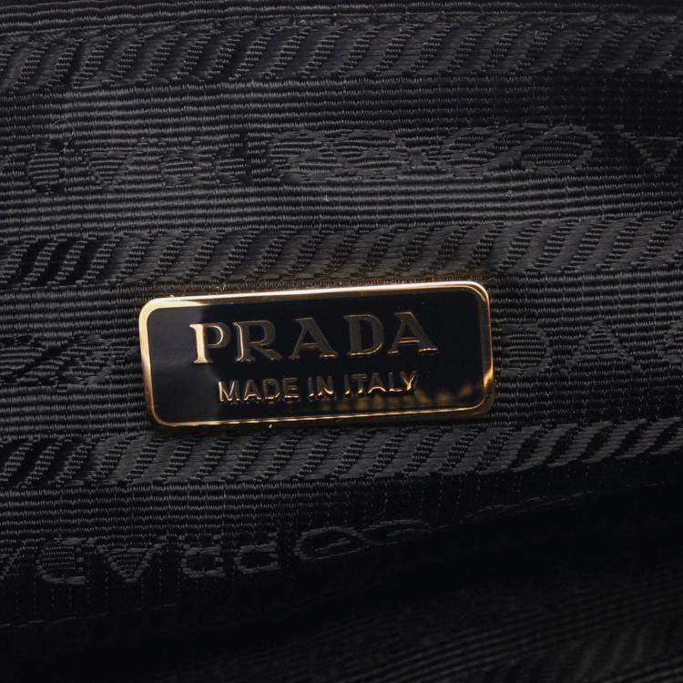 Pre Owned Prada Re-Edition Black Leather Shoulder Bag