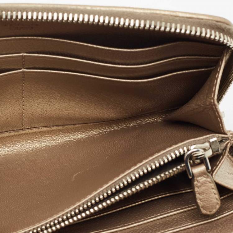 Pre Owned Prada Silver/Gold Woven Madras Leather Zip Continental Wallet