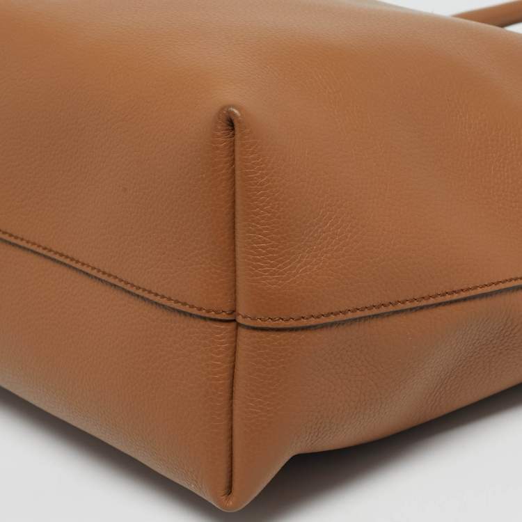 Pre Owned Prada Brown Vitello Phoenix Leather Shopper Tote
