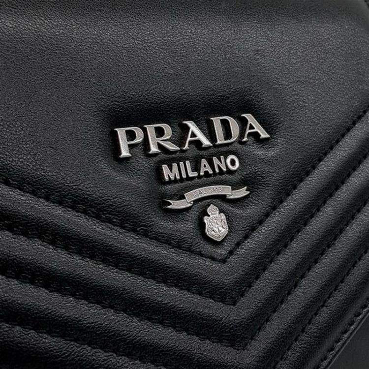 Pre Owned Prada Black Leather Grace Luxe Chain Shoulder Bag