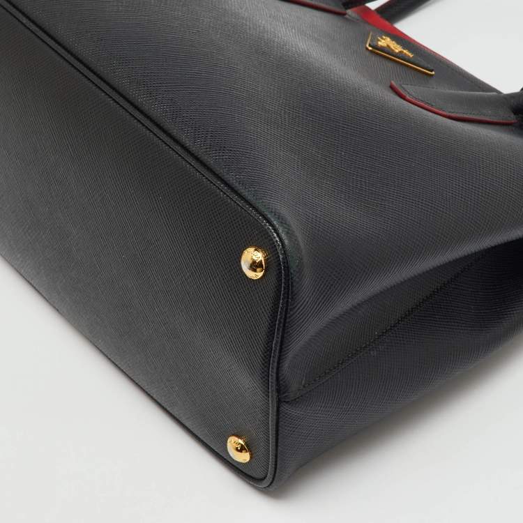 Pre Owned Prada Black Leather Medium Double Handle Tote