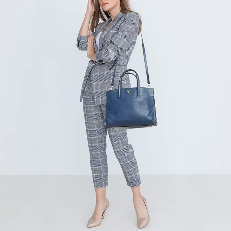 Pre Owned Prada Navy Blue Saffiano Cuir Leather Triple Pocket Tote