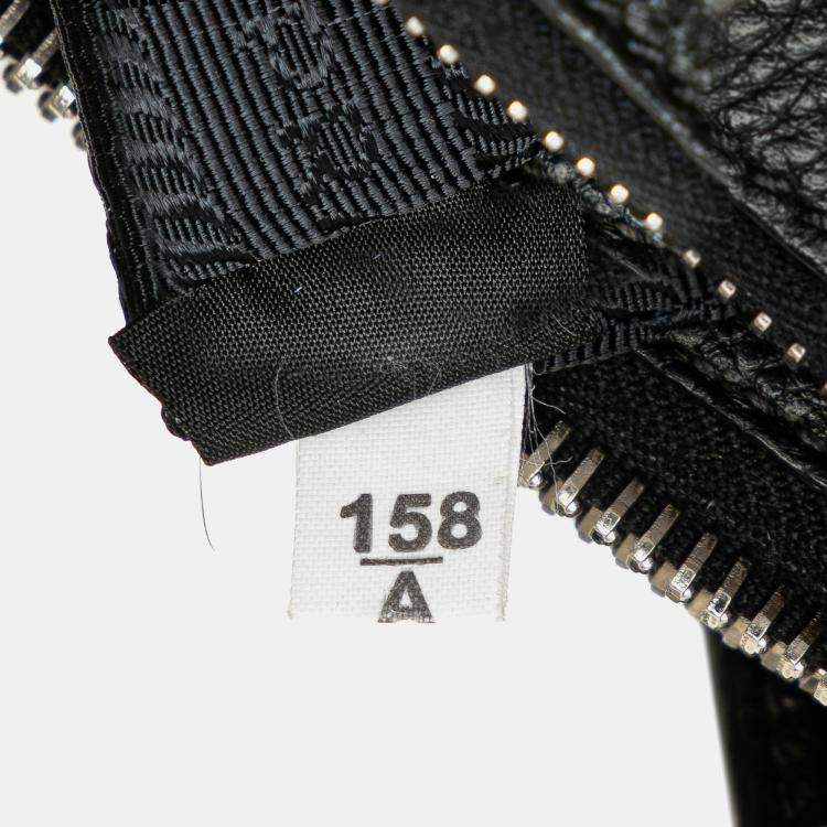 Pre Owned Prada Black Vitello Phenix Double Zip Crossbody