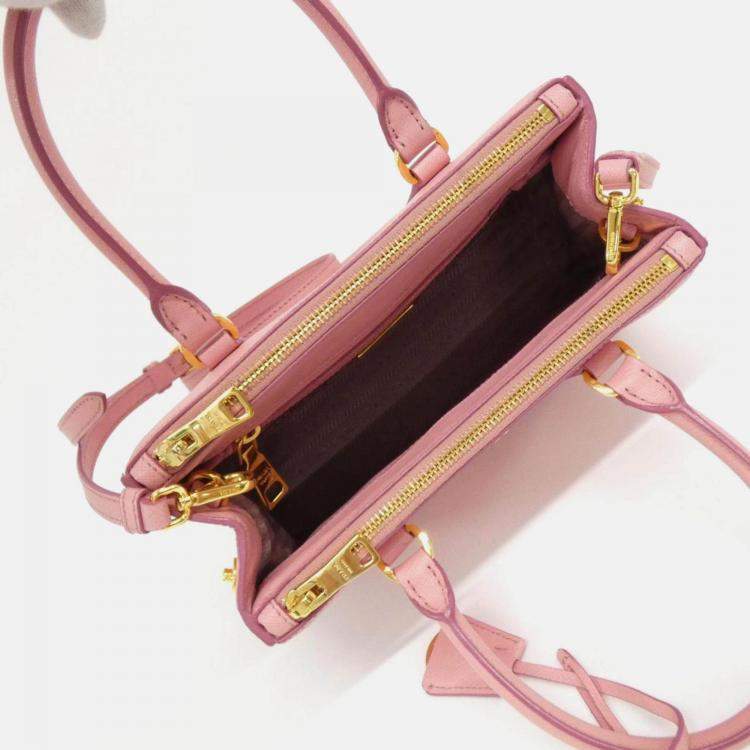 Pre Owned Prada Saffiano Lux Handbag