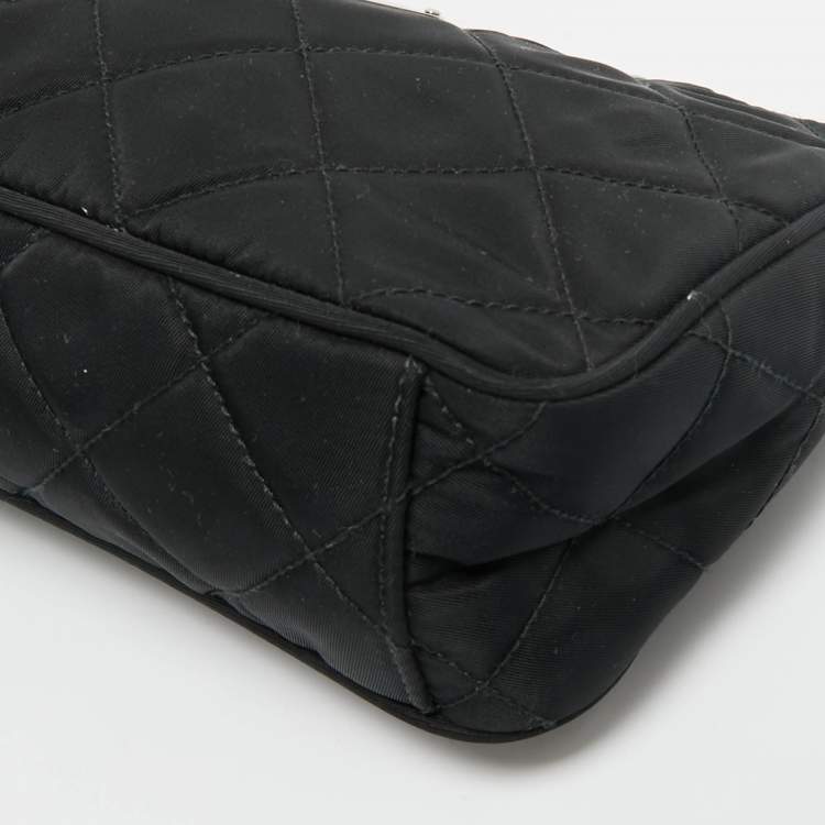 مملوكة مسبقًا Prada Black Quilted Nylon and Leather Convertible Crossbody Bag