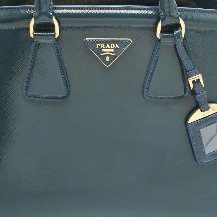 Pre Owned Prada Blue Saffiano Patent Leather Parabole Tote