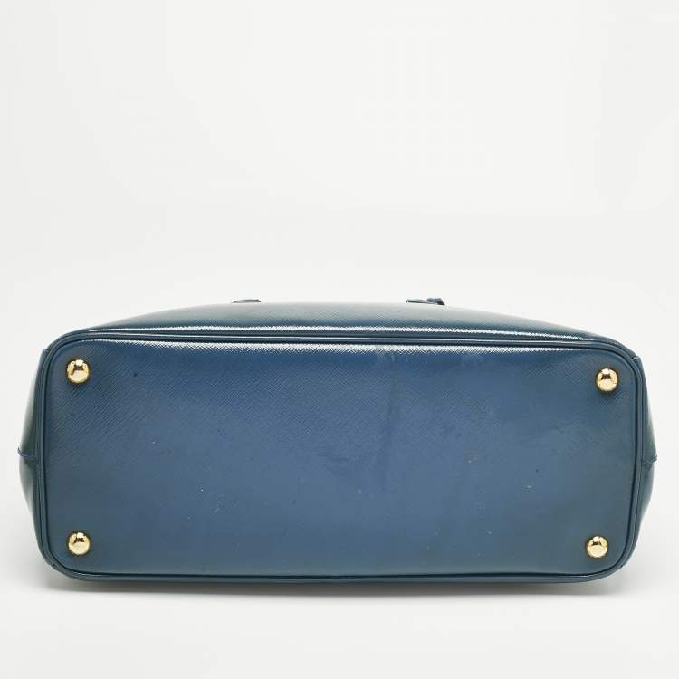 Pre Owned Prada Blue Saffiano Patent Leather Parabole Tote
