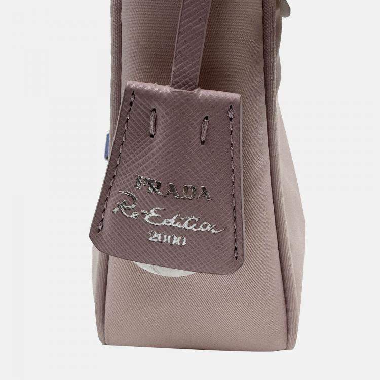 Pre Owned Prada Light Pink Nylon Re-Edition 2005 Shoulder Bag