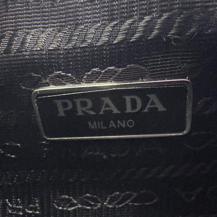 Pre Owned Prada Black Nylon and Saffiano Leather Re-Edition 2005 Shoulder Bag