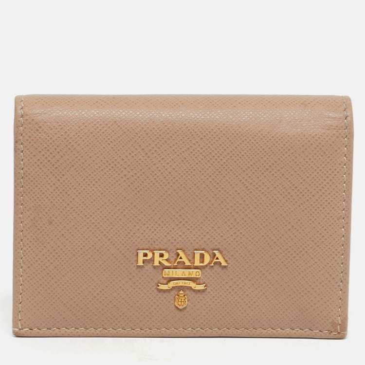 مملوكة مسبقًا Prada Beige Saffiano Metal Leather Bifold Card Case