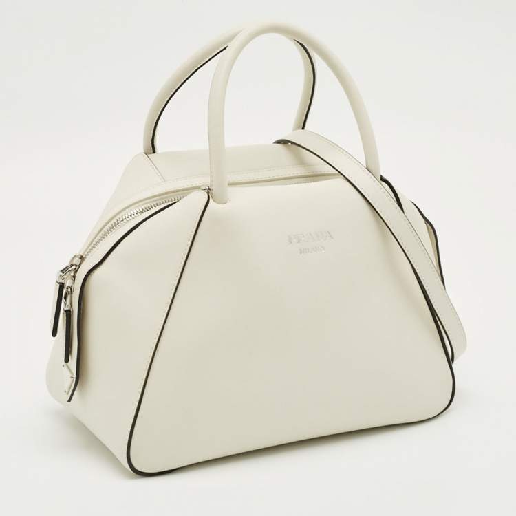 Pre Owned Prada White Softy Leather Supernova Satchel
