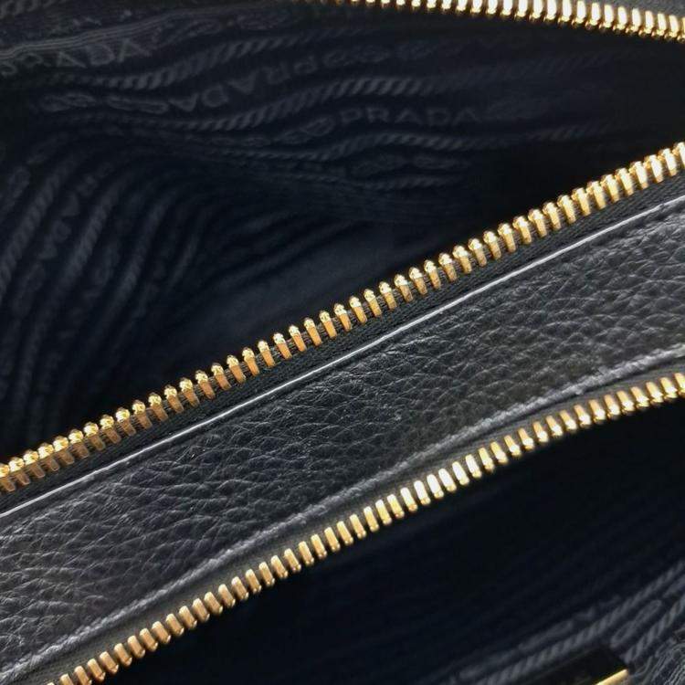 Pre Owned Prada Black Leather Vitello Phoenix Crossbody Bag