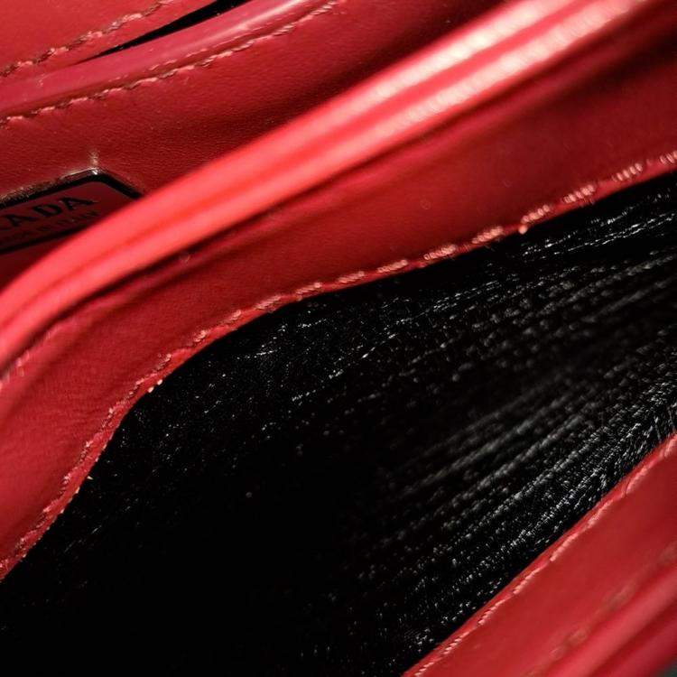 Pre Owned Prada Red Leather Brushed Shoulder Bag