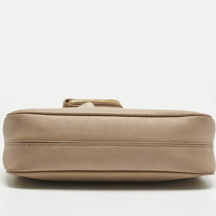 Pre Owned Prada Beige Saffiano Lux Leather Re-Edition 2005 Shoulder Bag