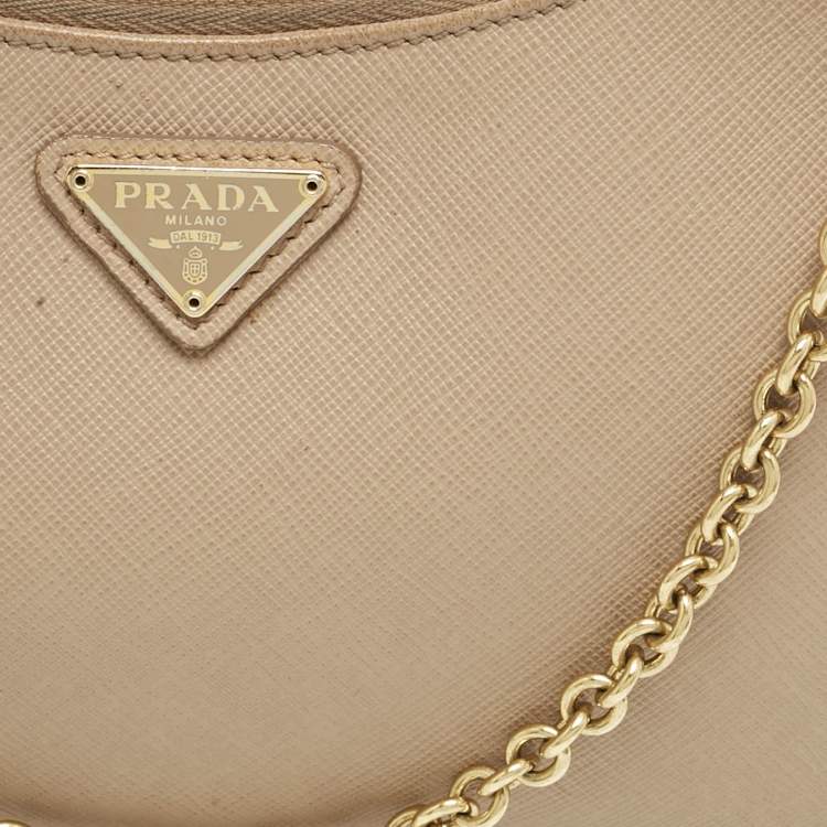 Pre Owned Prada Beige Saffiano Lux Leather Re-Edition 2005 Shoulder Bag