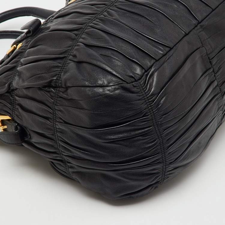 Pre Owned Prada Black Nappa Leather Gaufre Tote