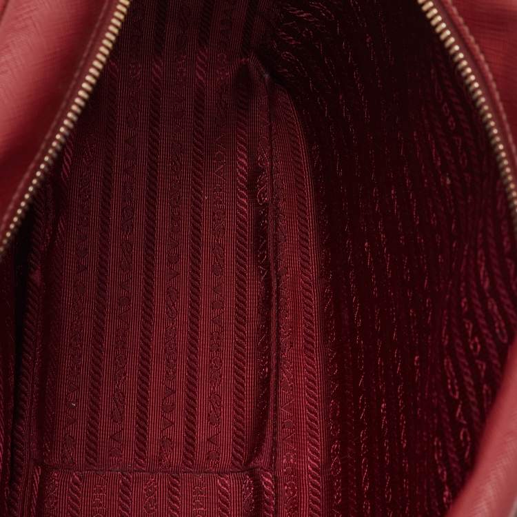 Pre Owned Prada Red Saffiano Lux Leather Top Zip Bauletto Bag