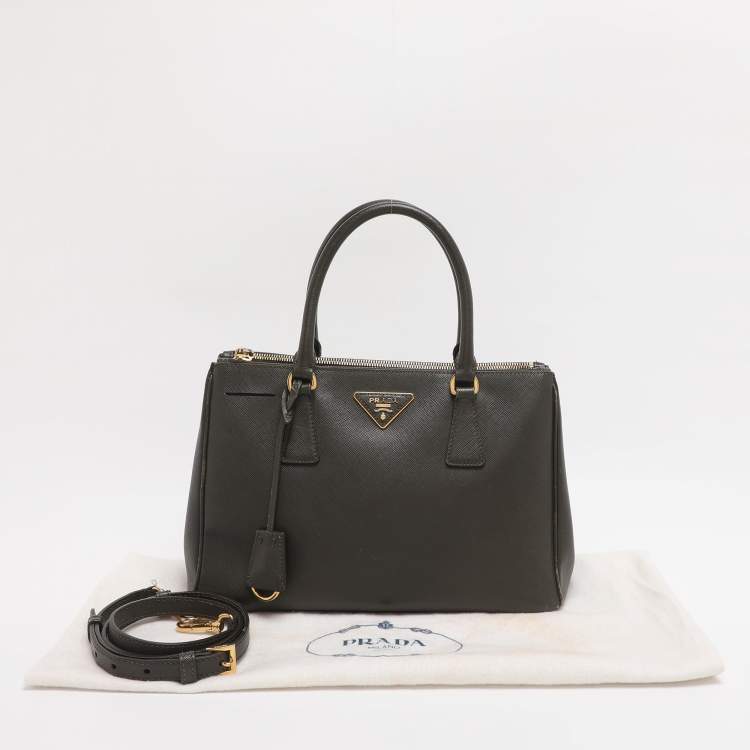 Pre Owned Prada Green Saffiano Lux Leather Small Double Zip Tote