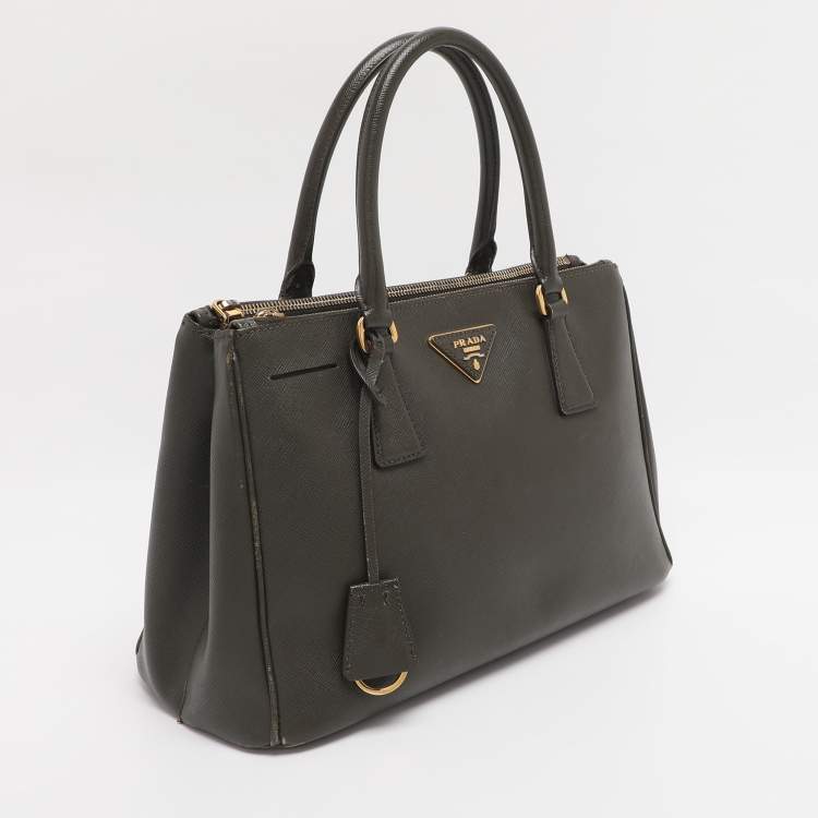 Pre Owned Prada Green Saffiano Lux Leather Small Double Zip Tote