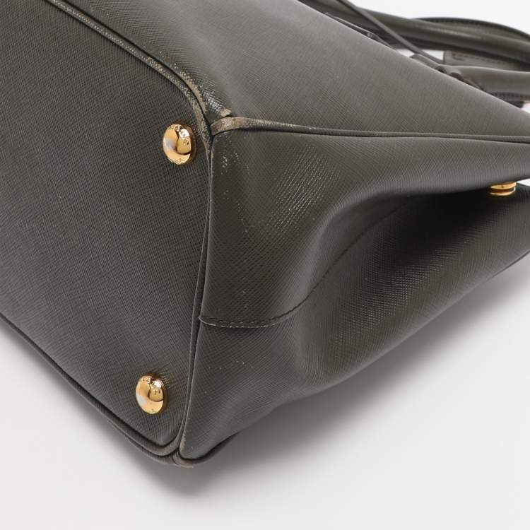 Pre Owned Prada Green Saffiano Lux Leather Small Double Zip Tote