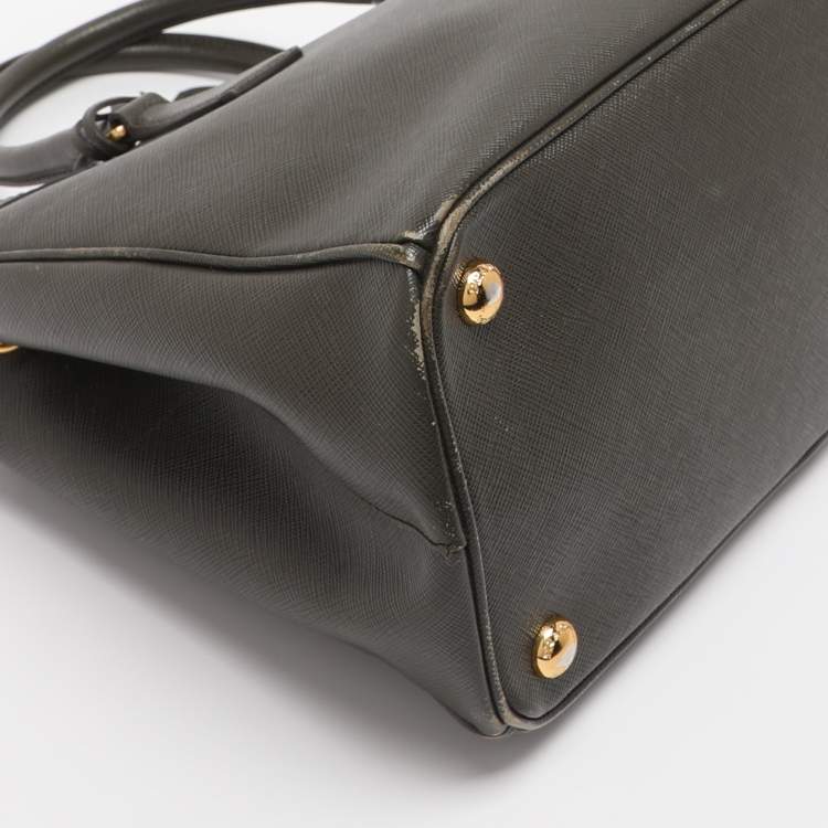 Pre Owned Prada Green Saffiano Lux Leather Small Double Zip Tote