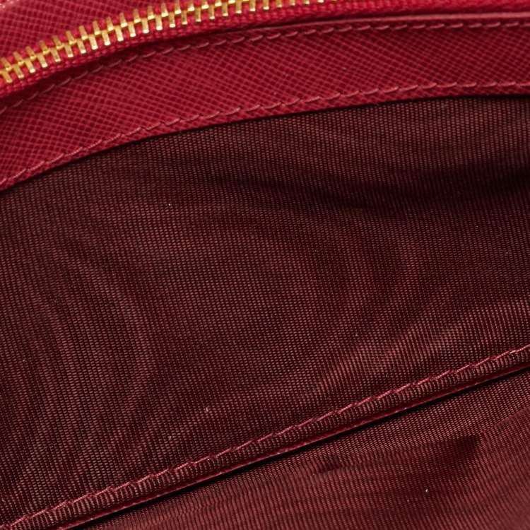 Pre Owned محفظة برادا كونتيننتال جلد سافيانو معدني وردي بقوس قلاب