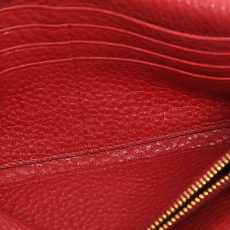 Pre Owned Prada Red Leather Continental Wallet